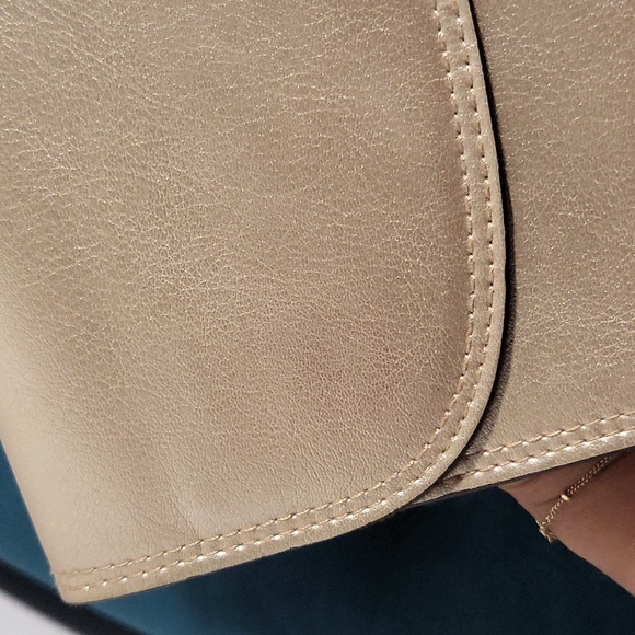 Logic case - Picture 6 of 7